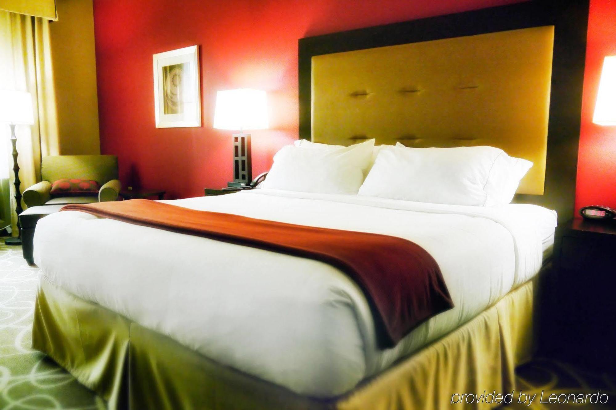 Holiday Inn Express Klamath - Redwood Ntl Pk Area By Ihg Εξωτερικό φωτογραφία