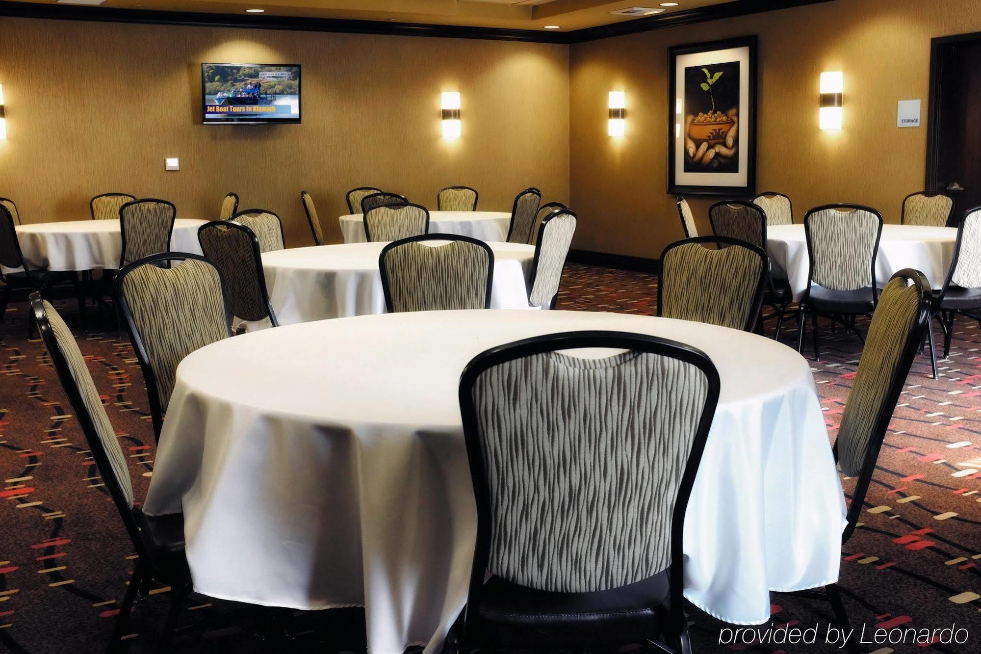 Holiday Inn Express Klamath - Redwood Ntl Pk Area By Ihg Εξωτερικό φωτογραφία